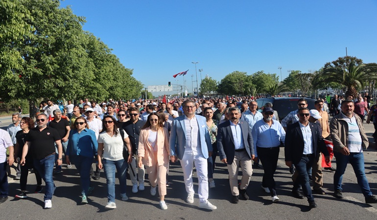 CHP Kocaeli Milletin Sesi mitingine adeta çıkarma yaptı
