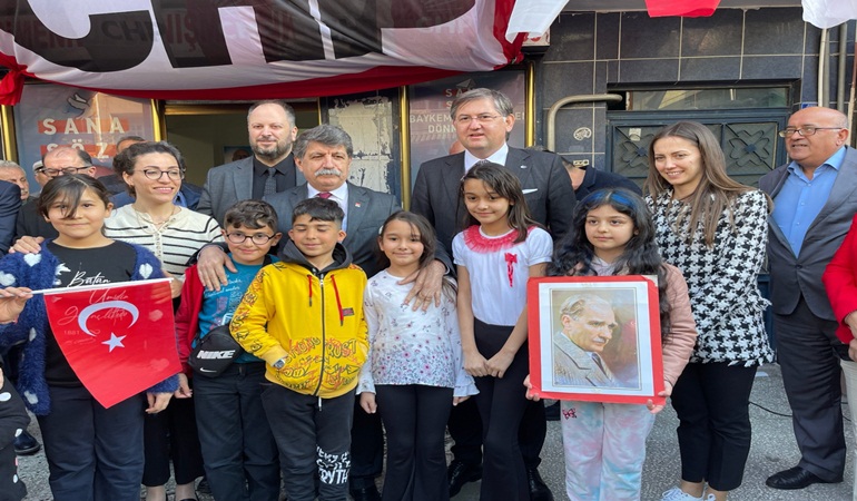 CHP Körfez Çamlıtepe SKM ofisi kapılarını açtı