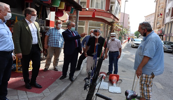 CHP'liler sahaya indi, vatandaşı dinledi