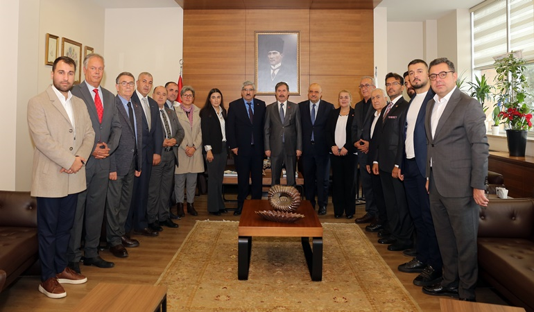 CHP’lilerden KOTO’ya hayırlı olsun ziyareti