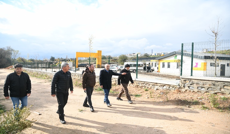 Çiftçi, Sokak Hayvanları Geçici Bakımevi’ni inceledi