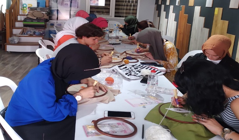 Çınar Kadın Kooperatifi ve Kızılay’dan örnek proje
