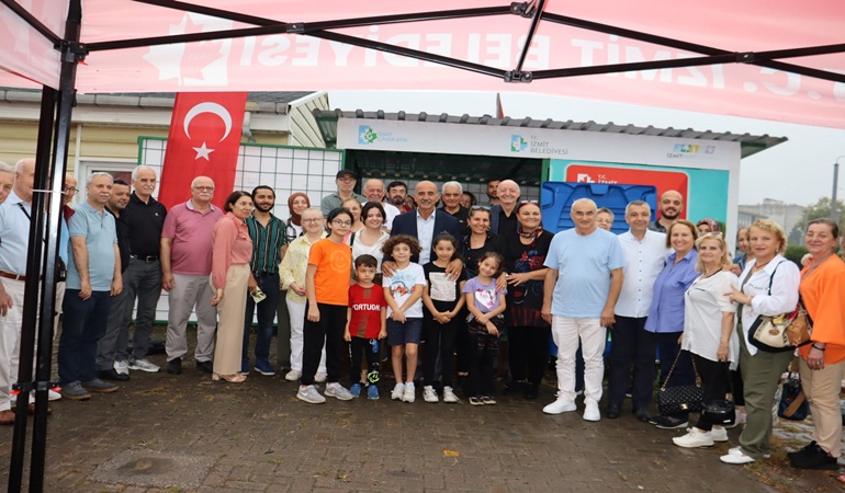 Çocuk Ödül Market’in 8’inci şubesi Yahya Kaptan Mahallesi’nde açıldı