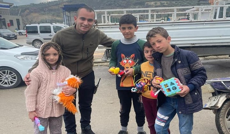 Çocuklarımız bizim geleceğimiz