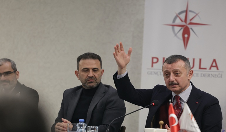 Cumhurbaşkanımız teknolojide de vesayeti kaldırdı