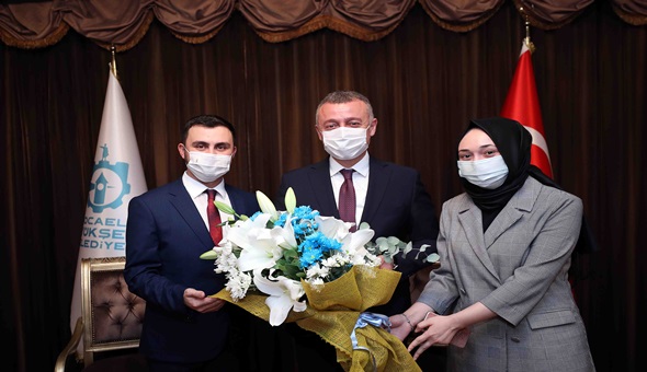 Cumhurbaşkanımız vesayet odaklarına boyun eğmedi