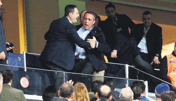 Daha önce FETÖ’nün yaptığını şimdi AKP yapıyor