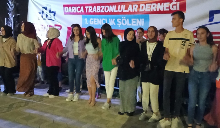 Darıca 1. Gençlik festivali büyük ilgi gördü