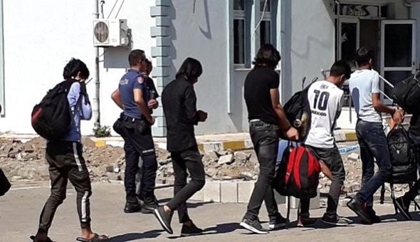 Darıca'da 90 kaçak göçmen yakalandı