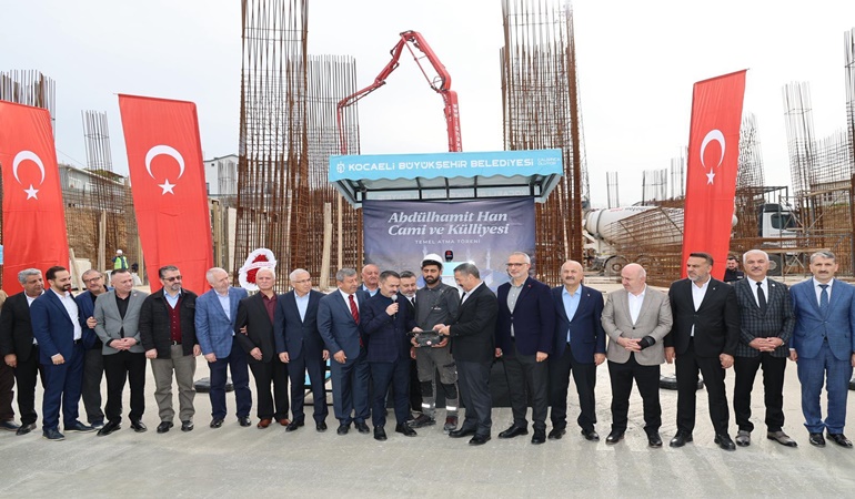 Darıca’da Abdülhamit Han Cami ve Külliyesi için kollar sıvandı