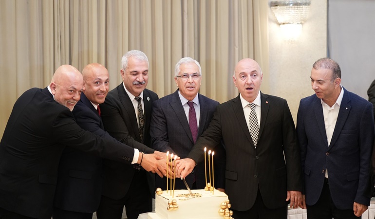 Darıca’da Emlak Kulübü’nün 4’üncü yılı böyle kutlandı