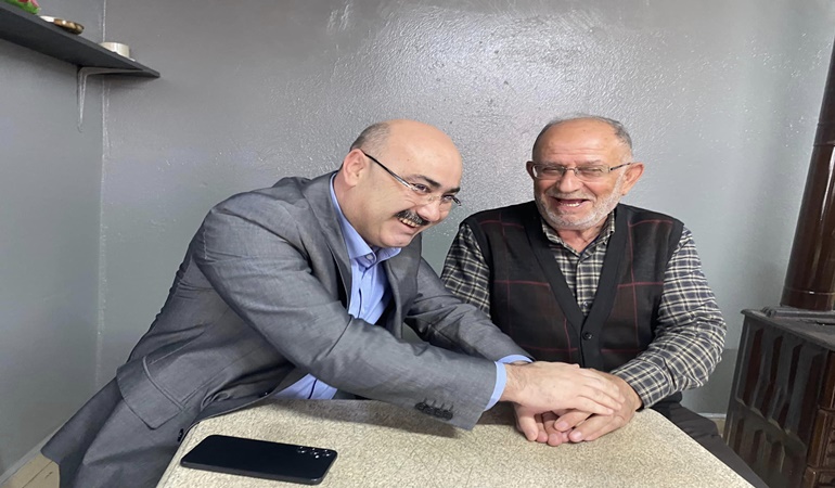 Darıca’da Ufuk Acay aday gibi çalışıyor