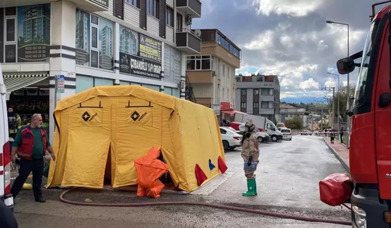 Darıca’daki kargo firmasında kimyasal madde sızıntısı hastanelik etti
