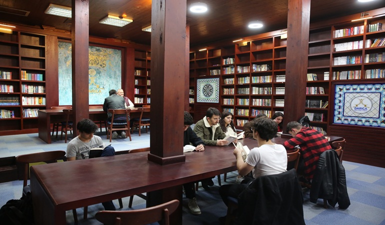 Darıca Millet Kütüphanesi gençlerin yeni adresi oldu
