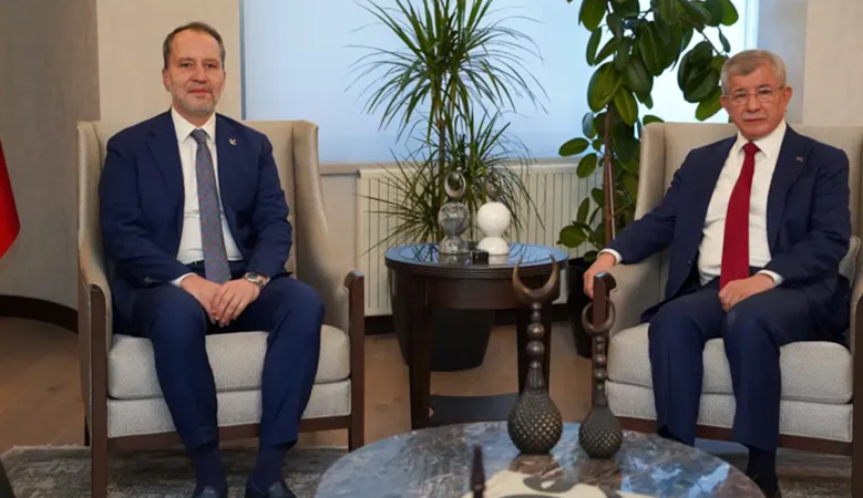 Davutoğlu,  Erbakan'la da sık sık görüşecek!