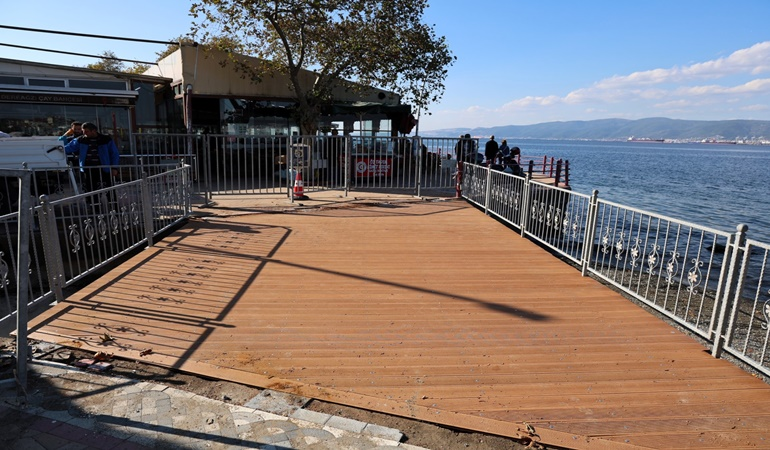 Değirmendere sahiline yeni çelik köprü!