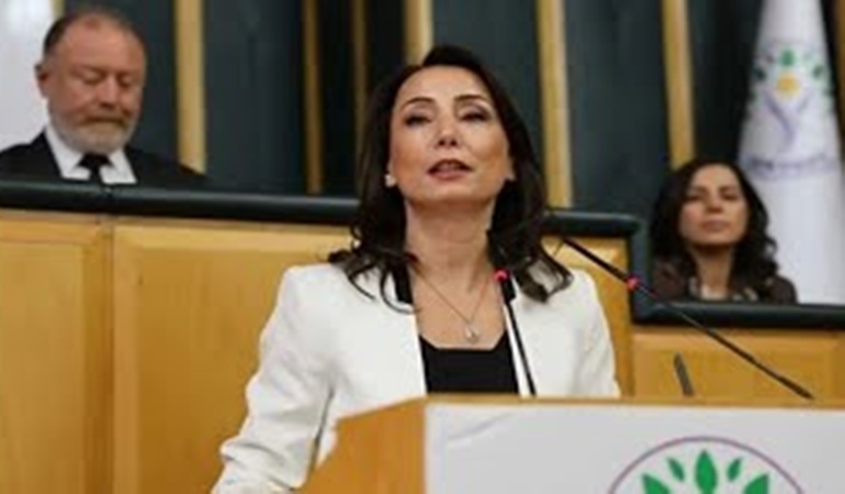 DEM Partililerin Öcalan demedikleri gün yok!