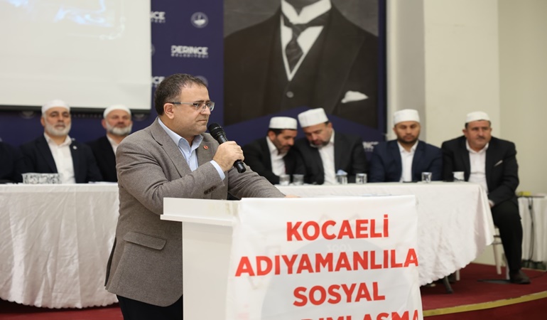 Deprem şehitleri Derince’de anıldı