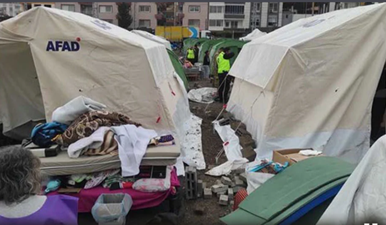 Depremzedelerin çadırını söken AKP’li belediye çıktı