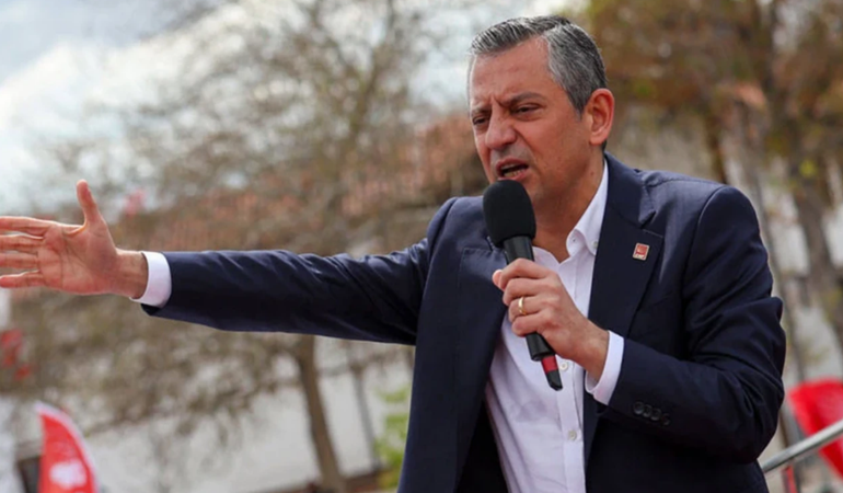 Derhal kurultay yapılmalıdır