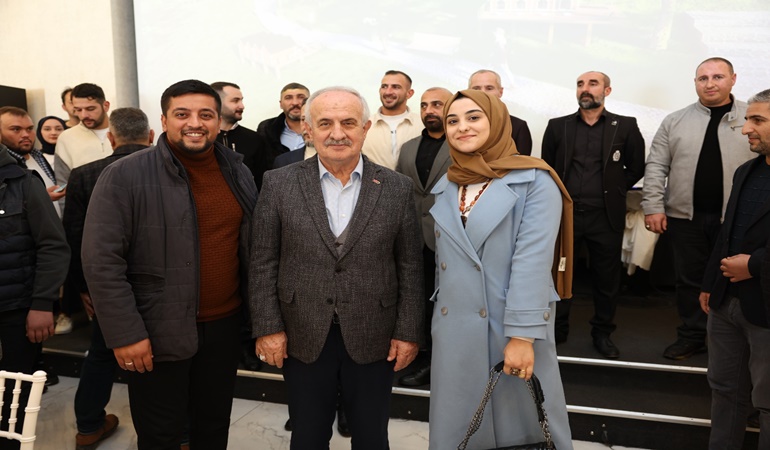 Derince’de AKP’ye 752 yeni üye