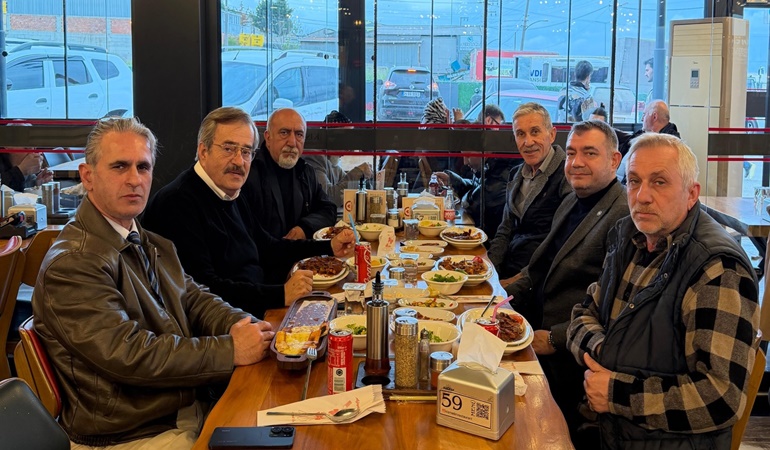 Derince’de Alpay Çakırcı görevden alındı, ama İYİ Parti’den kopmadı