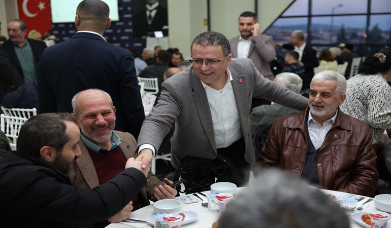 Derince’de Başkan Gökçe tüm partileri bir araya getirdi