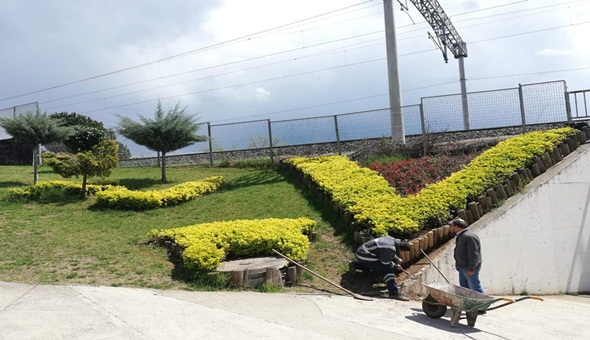 Derince’de çalışmalar sürüyor