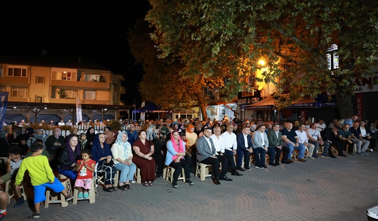 Derince’de de deprem şehitleri unutulmadı