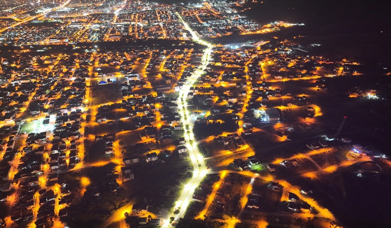 Derince’de dekoratif aydınlatma çalışmaları