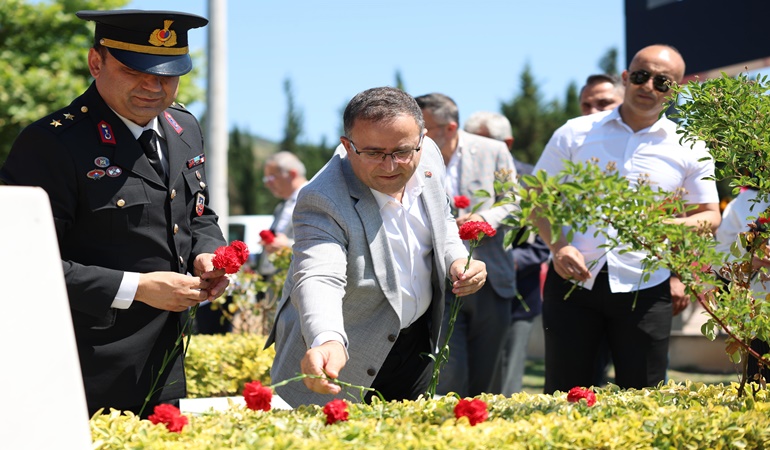 Derince’de şehitlerimiz rahmetle anıldı