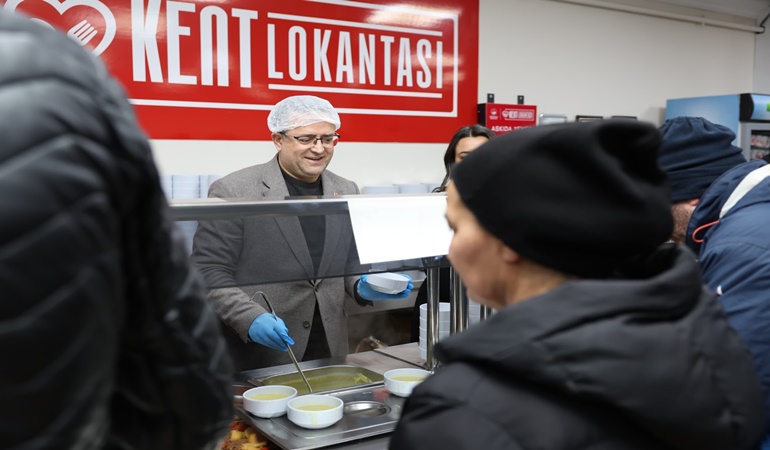 Derince Kent Lokantası’nda haftanın 7 günü ücretsiz iftar 