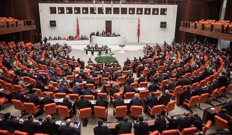 Derince Lisesi tartışması TBMM’ye taşındı