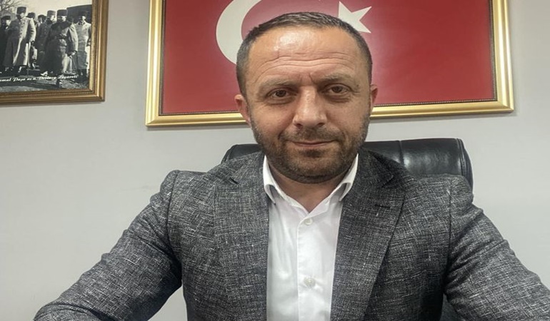 Derince’nin MHP’li eski başkanı AKP’li başkanlara ateş eder gibi saydırdı!