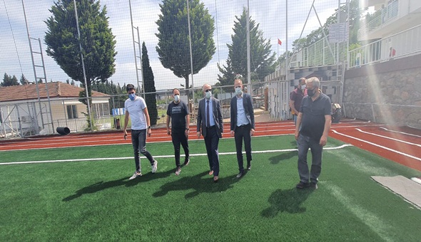 Derince’nin spor sahaları göz kamaştırıyor