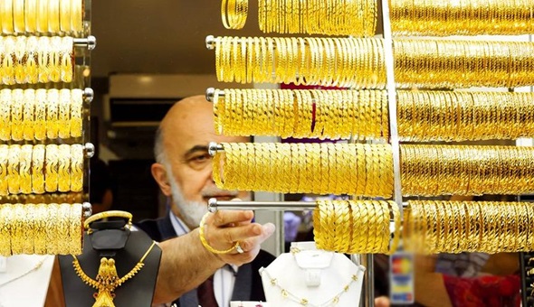 Devlet, vatandaş herkes altına hücum etti!