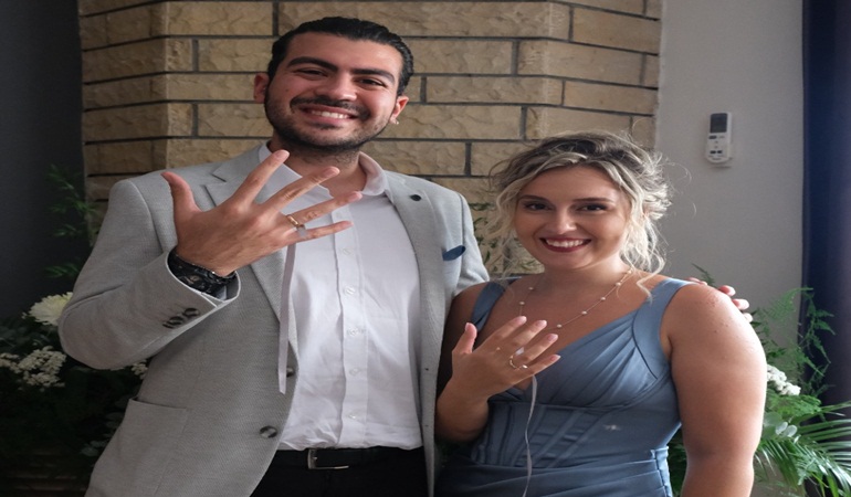 Dilara ve Batuhan evliliğe ilk adımı attı