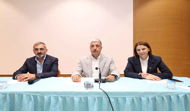 Dilovası meclisi toplandı