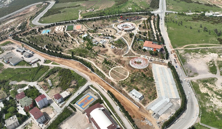 Dilovası Millet Bahçesi tamamlanıyor