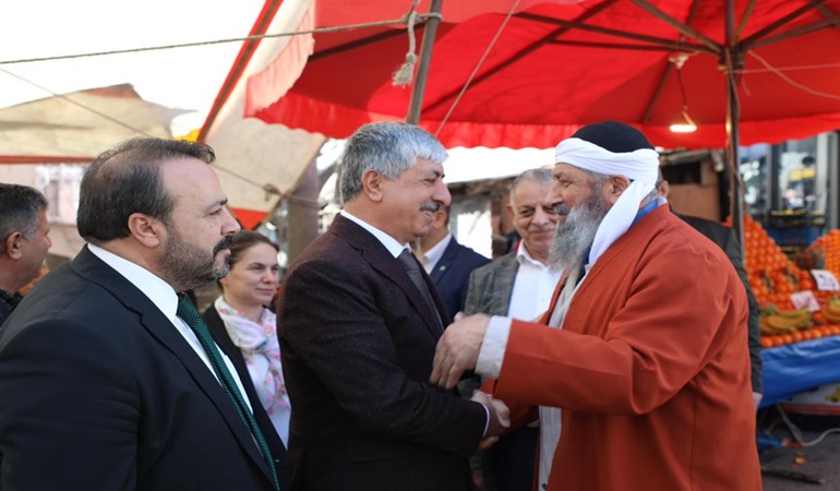 Dilovası’nda AKP adayı Ömeroğlu, tam gaz sahada 