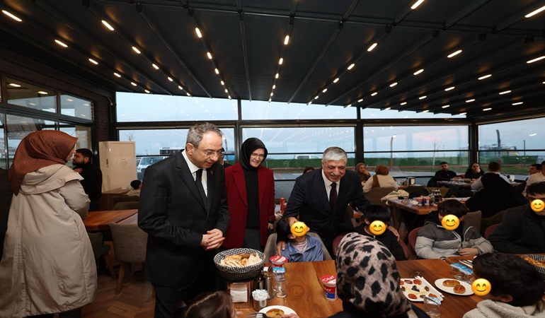 Dilovası’nda anlamlı iftar programı