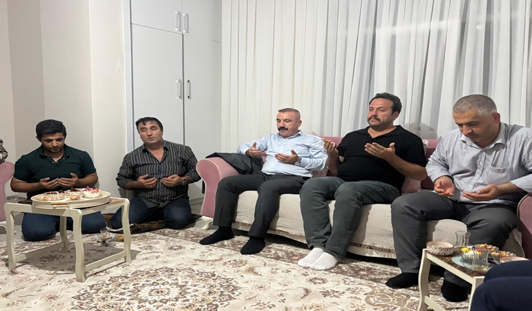 Dilovası’nda evi yanan ailenin imdadına MHP’liler yetişti