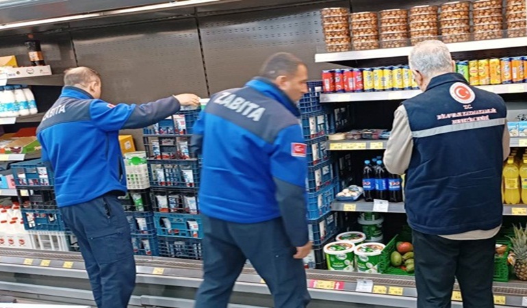 Dilovası’nda marketler denetlendi 