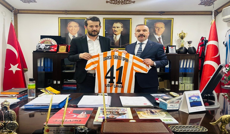 Dilovası’nda MHP’liler o spor kulübü yöneticileri ile bir araya geldi