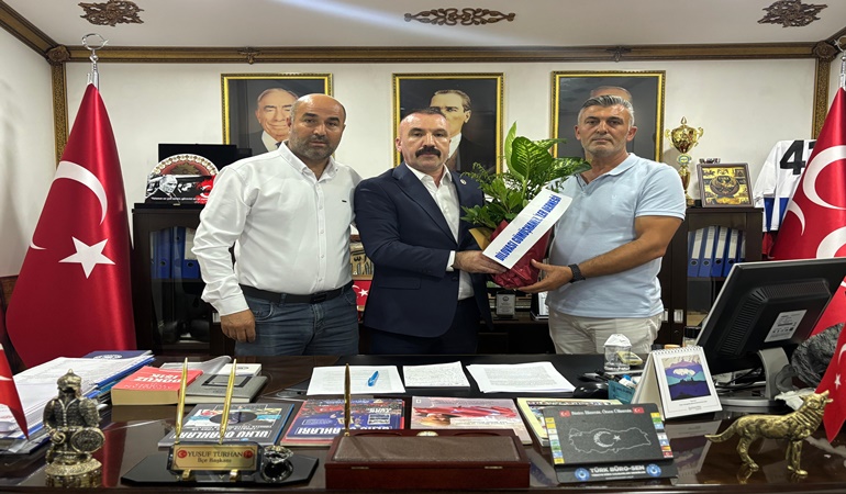Dilovası’nda MHP’ye ziyaretçi akını!