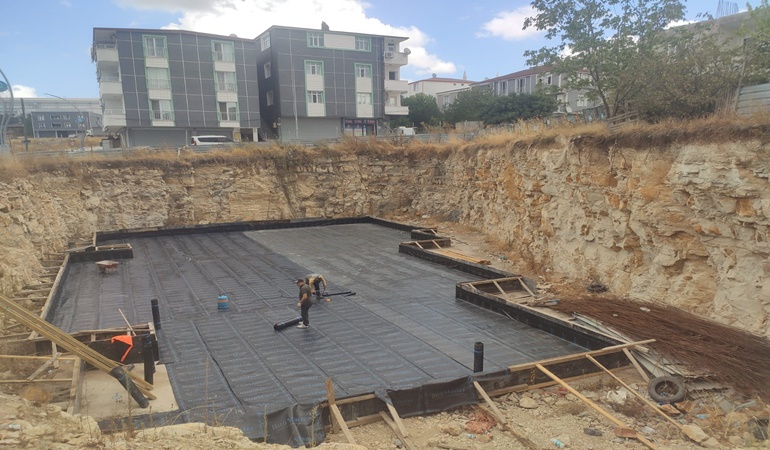 Dilovası’nda müftülük hizmet binası yapımı için kollar sıvandı