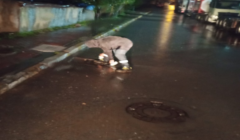 Dilovası’nda yağmur nöbeti