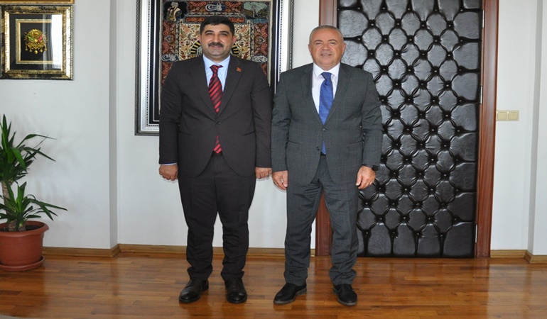 Dilovası’nda Yıldırım'dan Kaymakam Çelik'e hayırlı olsun ziyareti