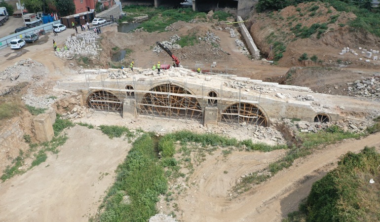 Dilovası'ndaki tarihi köprü restore ediliyor