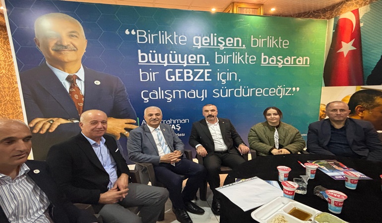 Dilovası’nın MHP’li yöneticileri Gebze Ticaret Odası başkan adayları ile bir araya geldi